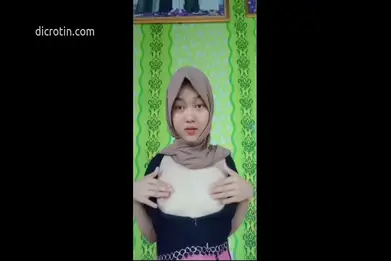 Dokumentasi Ukhti Hijab Mulus Cantik Kasur