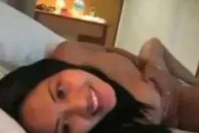 Tante Lestari Keenakan Parah Tidak Terkontrol, Kontol Panjang yang Melampaui Kapasitasnya